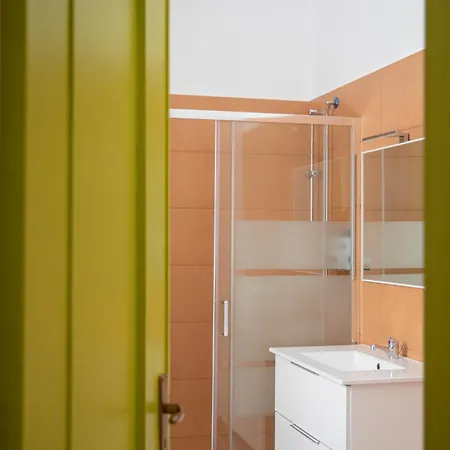 Green Guest house *