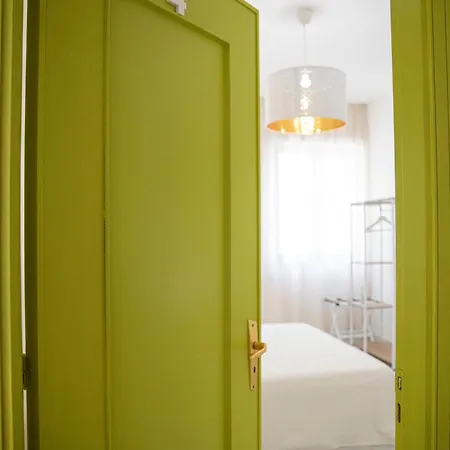 بيت ضيافة Green Rooms