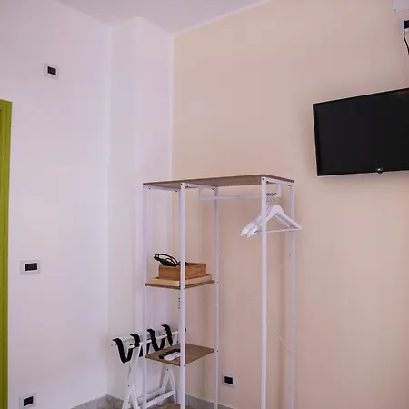 بيت ضيافة Green Rooms باري